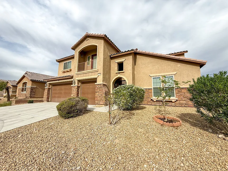 7276 White Bloom Ave