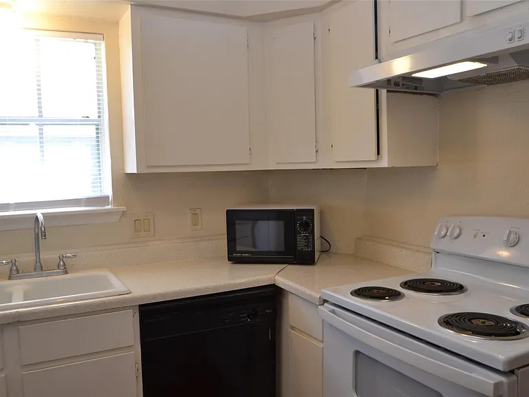 9200 W Bellfort Ave #79 — Photo 22
