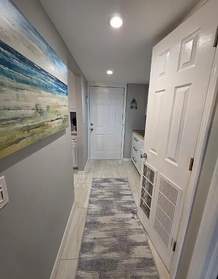650 Snug Harbor Dr #G401 — Photo 2