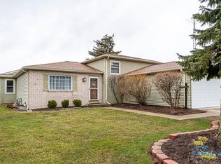 3335 Bordeaux Rue, Northwood, OH 43619