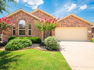 1530 Acmite Ave, Crossroads, TX 76227