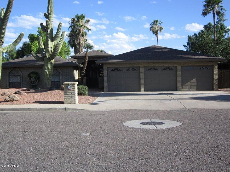 1st image of 733 W Gleneagles Dr