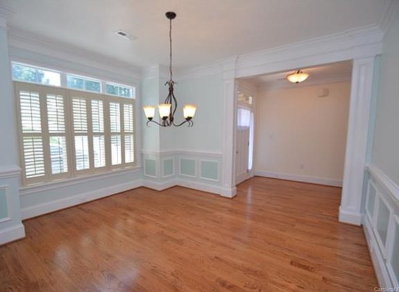 5th image of 9050 Fair Oak Dr #42