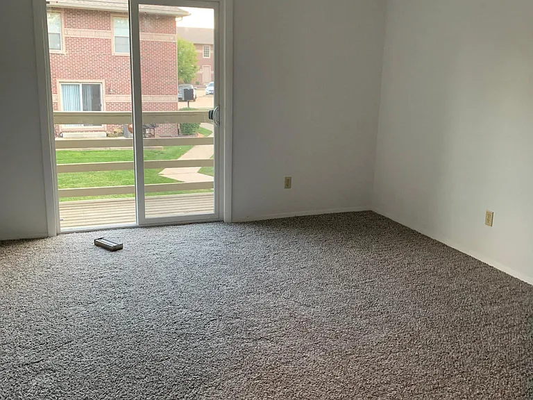 13 Tiemann Dr #11 — Photo 7