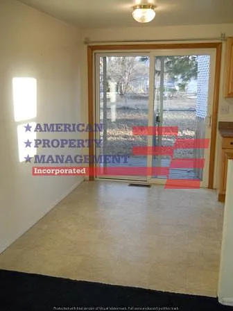 2 bed, 959 sqft, $1,795 — Photo 4