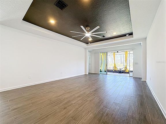 3rd image of 5803 Stephens Rd