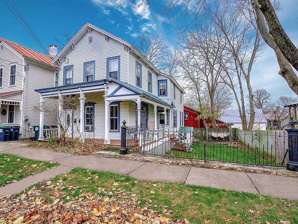 1st image of 142 Woodlawn Ave