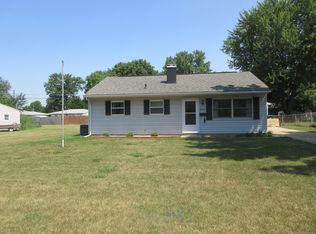 2004 E 6th St, Sterling, IL 61081