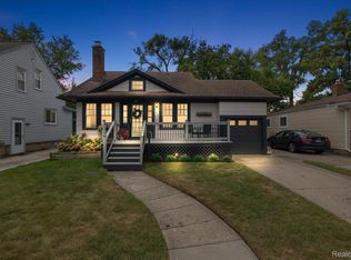 467 Cambridge Rd, Royal Oak, MI 48067