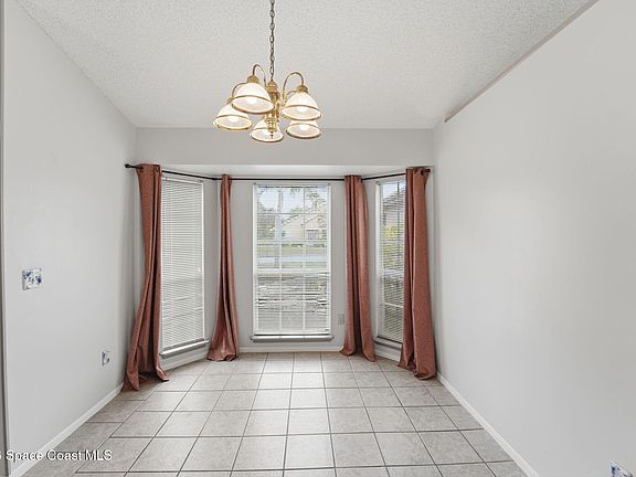 5th image of 5120 Volusia Ave