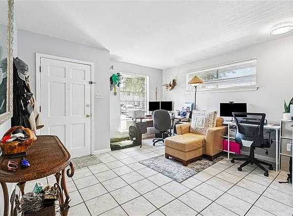 2nd image of 2218 Neyrey Dr