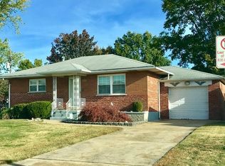 7235 Maeze Ct, Saint Louis, MO 63116