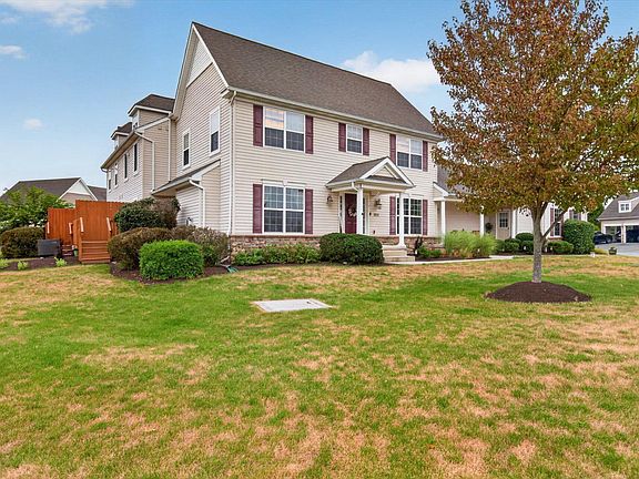 2nd image of 1931 Preserve Ln