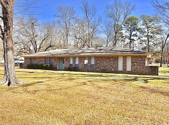 2nd image of 5604 Wilshire Dr