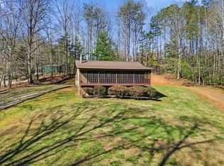2083 Wood Lake Ln, Young Harris, GA 30582