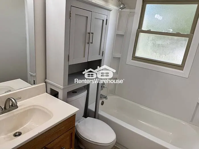10801 Edgecliffe Dr — Photo 12
