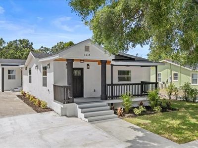 3215 E Powhatan Ave, Tampa, FL, 33610
