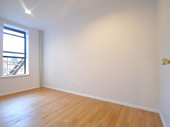 5th image of 329 E 94th St APT 8