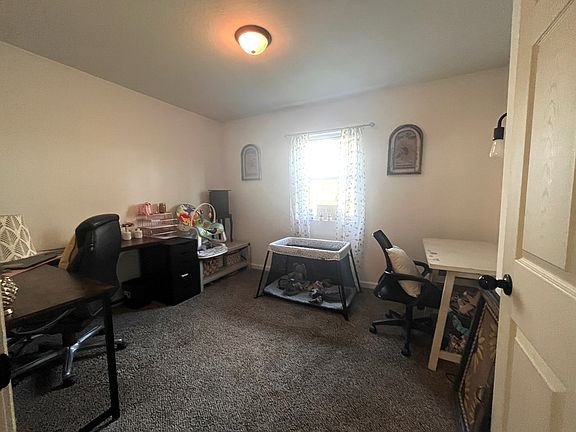 4th image of 503 W Wiles Ln