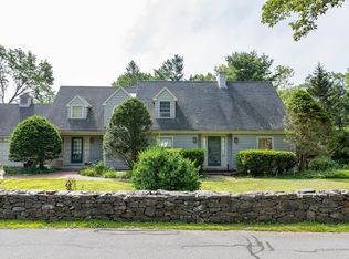 105 Delano Park, Cape Elizabeth, ME 04107