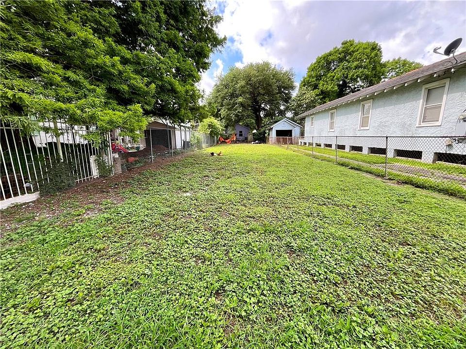 1st image of 2752 Jonquil St
