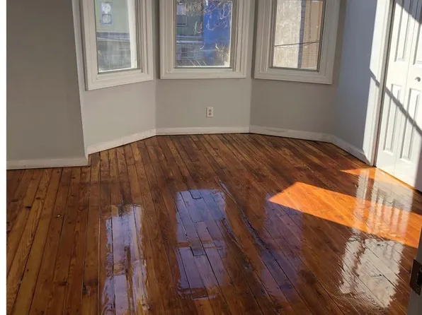 2315 Pierce St, Philadelphia, PA 19145