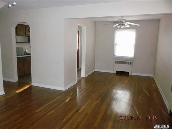 4th image of 1039 Oak Ct