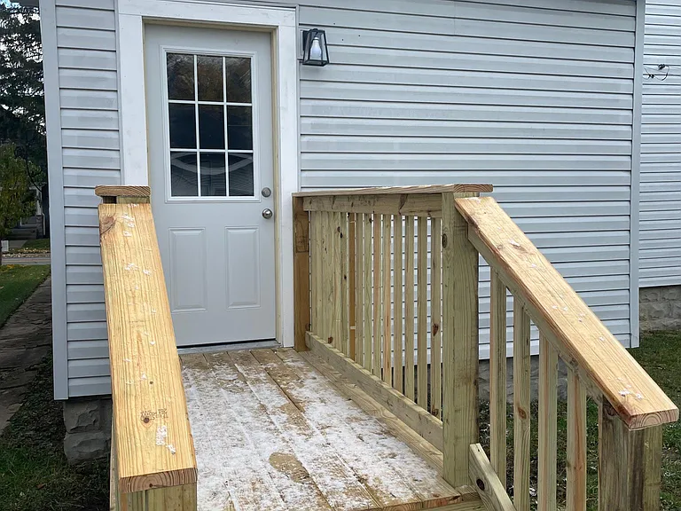 1845 Crescent Ave — Photo 36