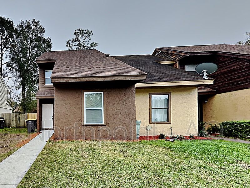 1st image of 7660 Melissa Ct N