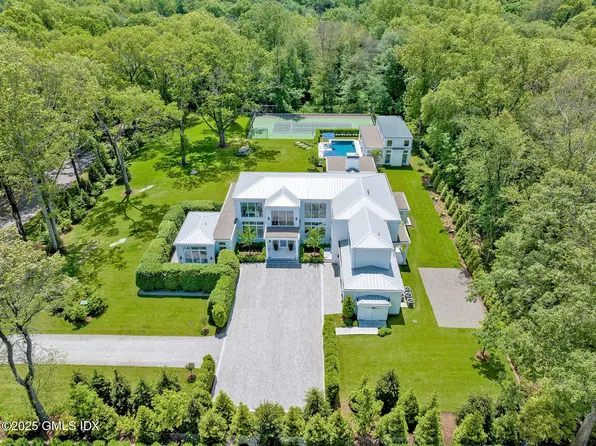 8 Fox Run Ln, Greenwich, CT 06831