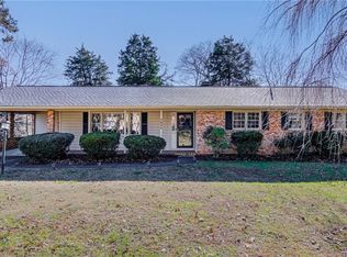 5046 Mountain View Rd, Winston Salem, NC 27104