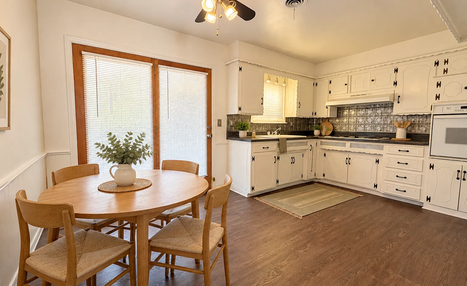 3220 Del Rancho Rd - 1 — Photo 2