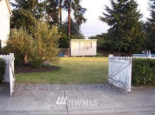 2024 NE 37th Pl, Renton, WA 98056