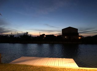 118 Ball St, Rockport, TX 78382