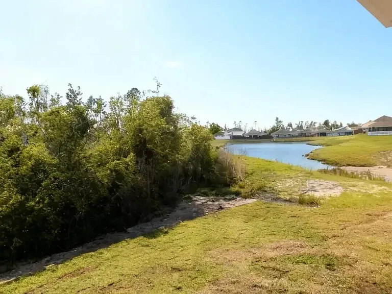 3904 Silver Spur Rd — Photo 18