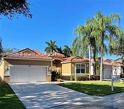 4 bed, 2.5 bath, $4,500 — Photo 3
