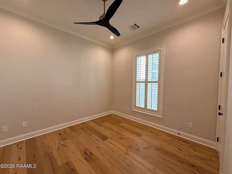 102 Orchard Park Ave — Photo 26