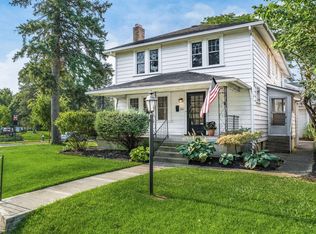 1061 Mulford Rd, Grandview Heights, OH 43212