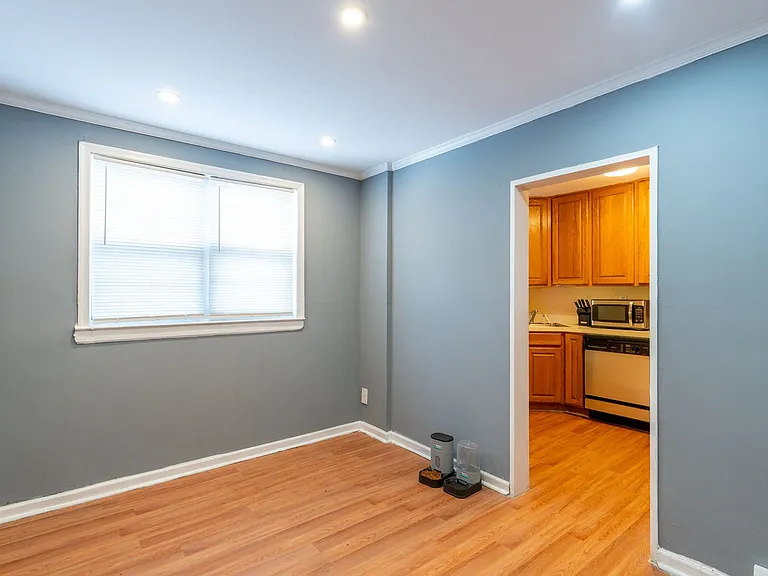 7101 Dorel St — Photo 7