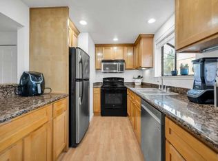 2827 Monument Blvd APT 11, Concord, CA 94520