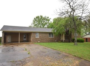 28 Turners Loop Rd, Humboldt, TN 38343