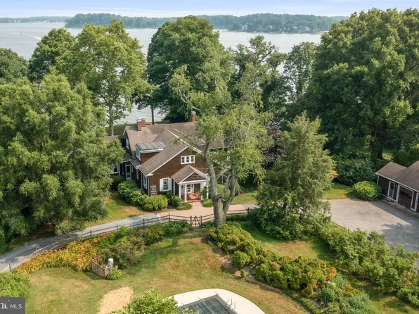 3359 Harness Creek Rd, Annapolis, MD 21403