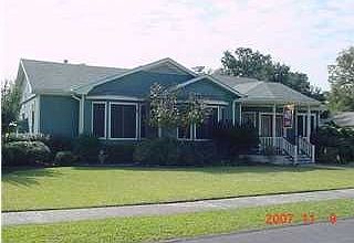 1st image of 204 E Lawrence St