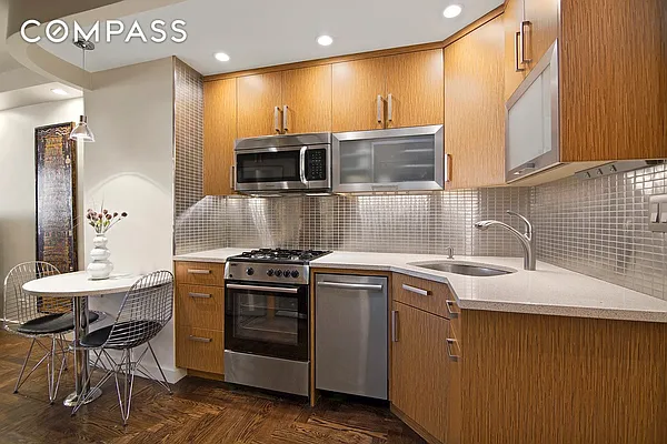 Sold by Compass | media 2