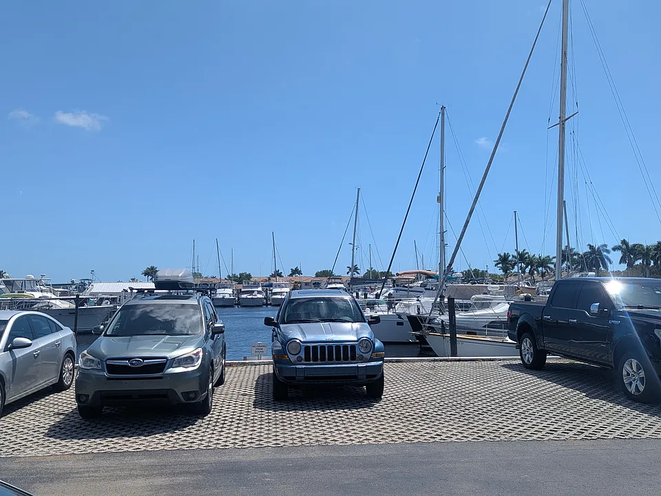 25000 Tamiami Trl E #E-164