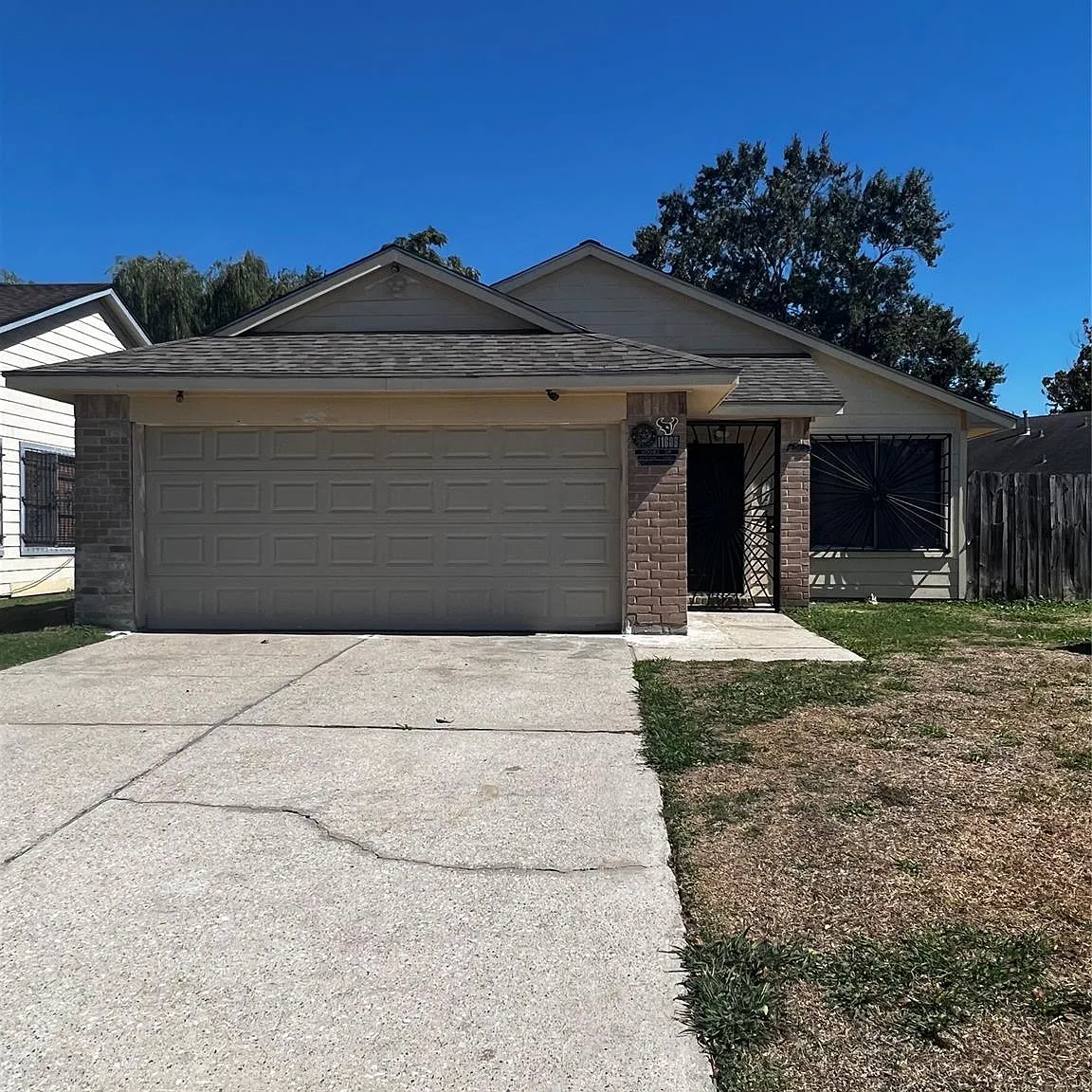 3 bed, 2.0 bath, 1019 sqft, $1,700 — Photo 1