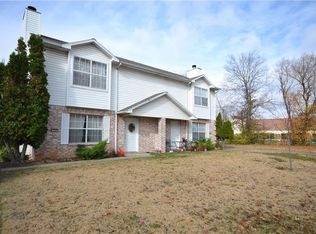 1689-1691 N Saddlehorn Ave, Fayetteville, AR 72703