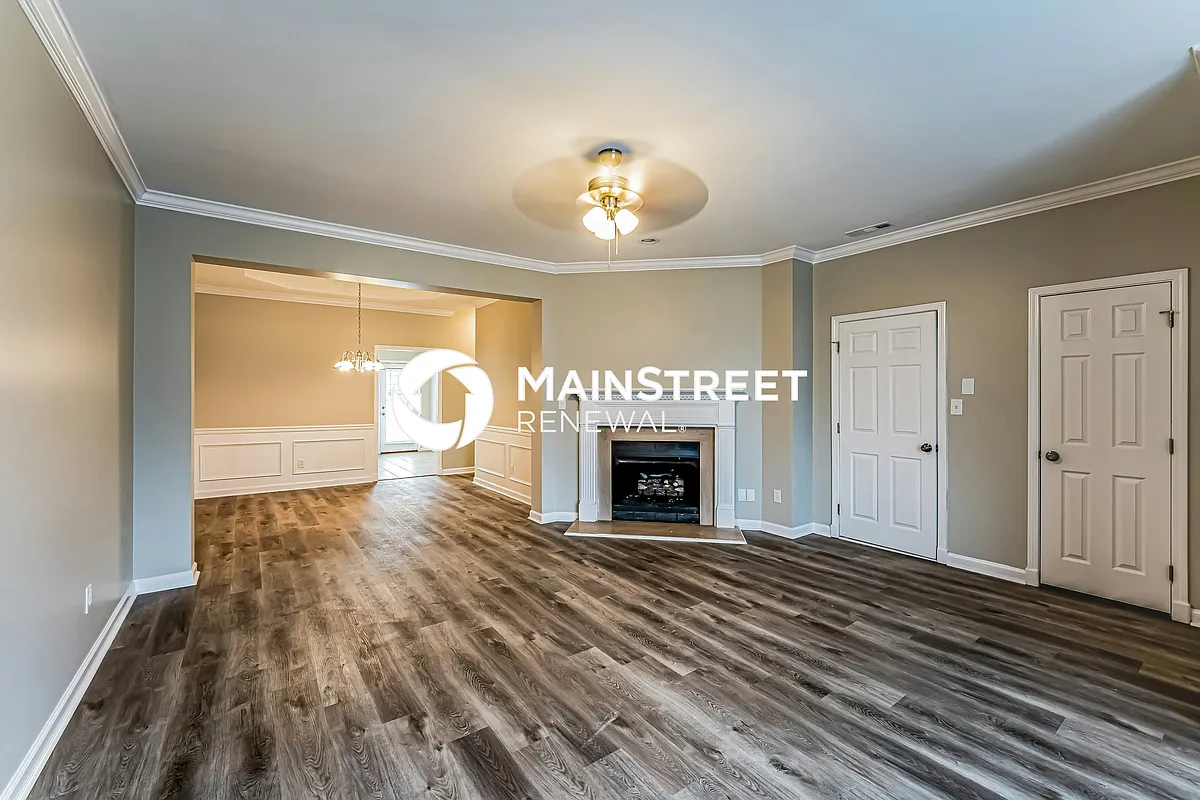 Living Room - 1008 Lexington Dr
