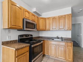 1621 W Montgomery Ave, Philadelphia, PA 19121