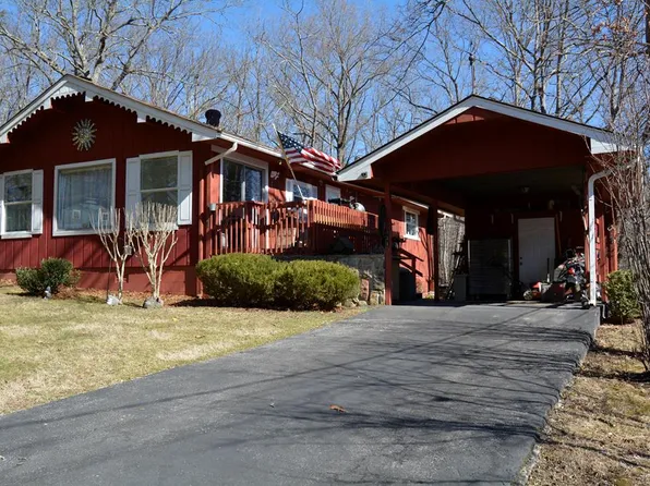 111 Jasper Dr, Fairfield Glade, TN 38558